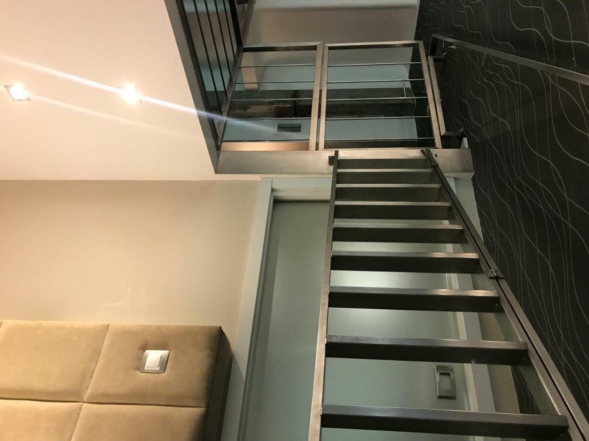 Apart Lofts Car Factory By Warsawresidence Group ภายนอก รูปภาพ